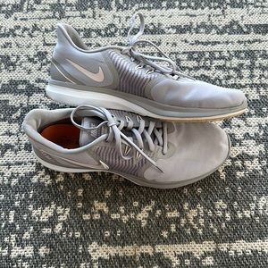 Nike grey TR 8 Lightweight Training Shoe - Women's size 11